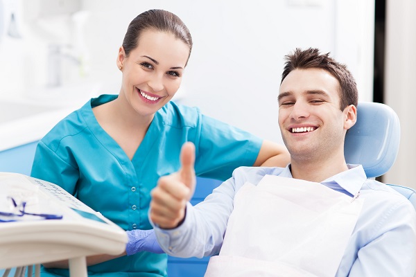 Sensitive Teeth:   Signs It Is Time To See Your Dentist